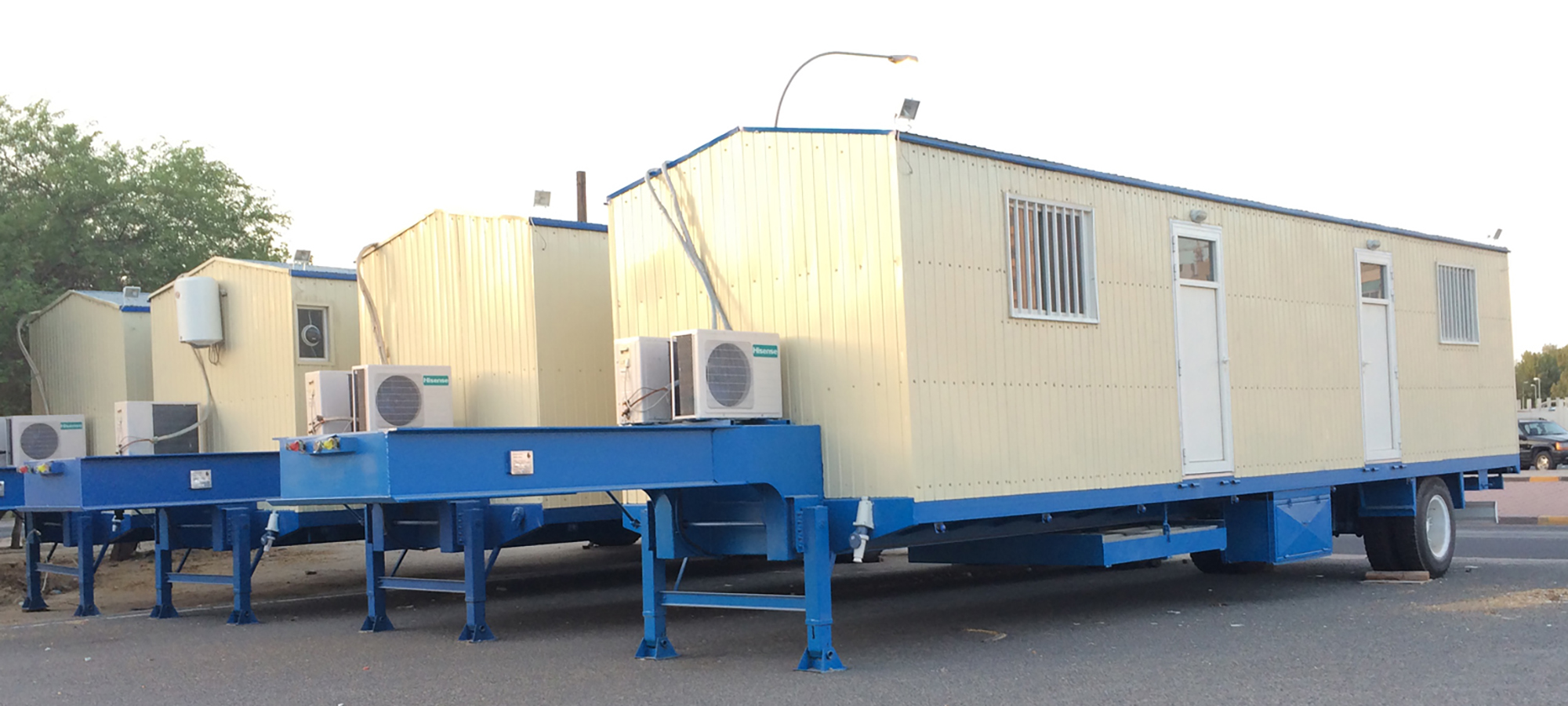 Heavy duty office trailers made in Kuwait with-high standards manufacture from sandwich panels