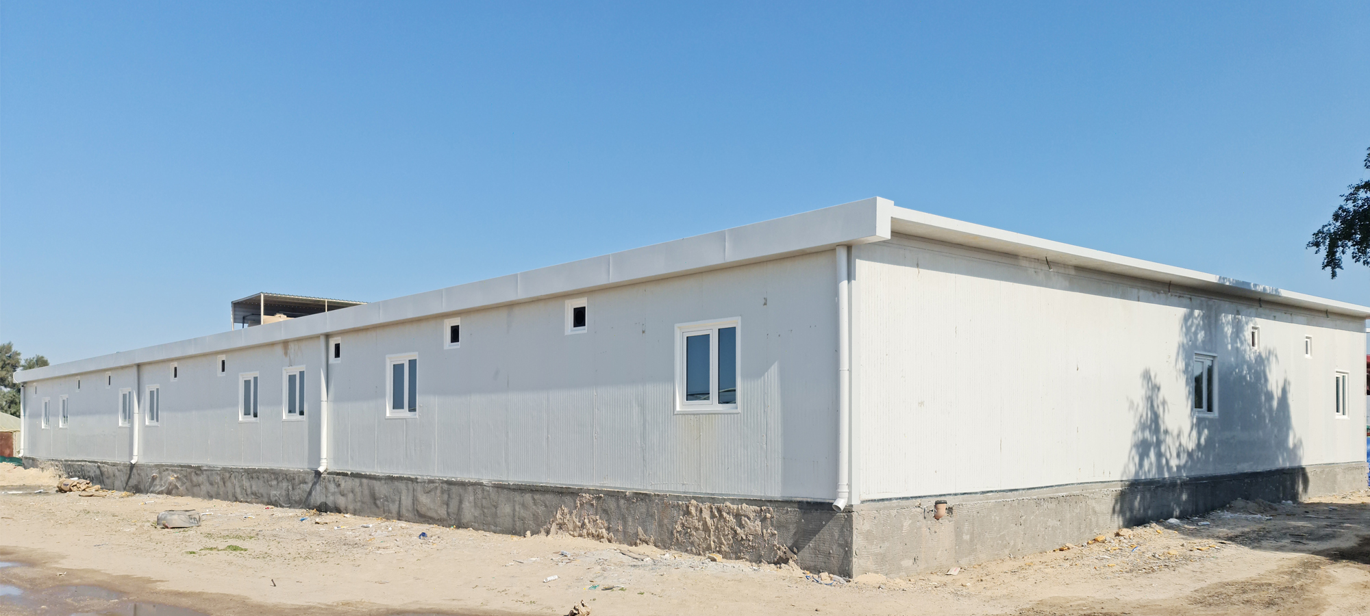 house build in Kuwait with high standards manufacture from sandwich-panels